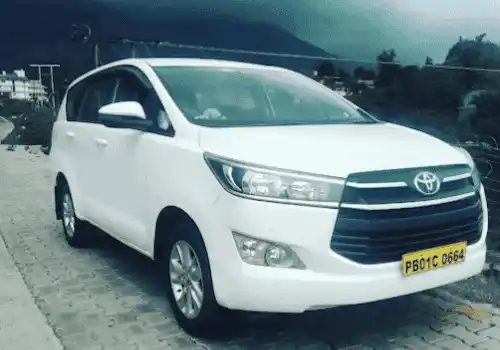 RB Delhi Cab Innova