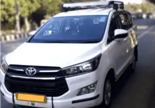 Gauri Cabs Innova