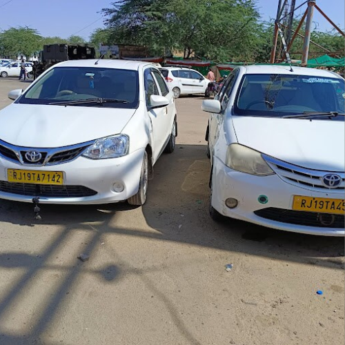 Hanif Taxi Wala