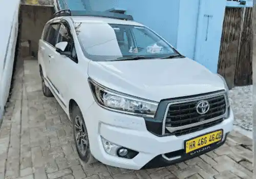 N D Tour Travels Innova